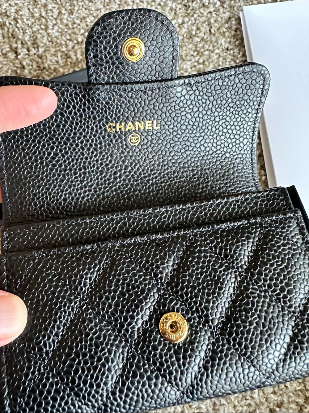 CHANEL Black Quilted Caviar Leather classic card holder with Gold HW - Picture 2 of 4